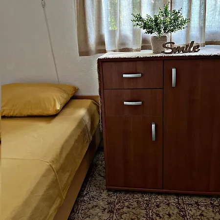 Angelina, 70m From The Beach, Free Parking * Novigrad (Istria)