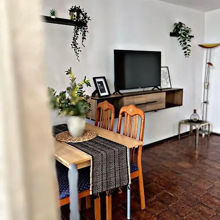 Angelina, 70m From The Beach, Free Parking